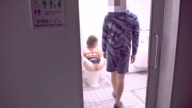Girl with spread legs gets fucked by stranger